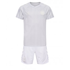 Maillot de foot Danemark Extérieur enfant Monde 2022 Manches Courte (+ pantalon court)